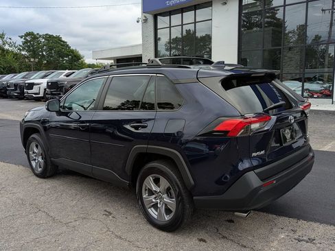 Used 2022 Toyota RAV4 XLE w/ Convenience Package AWD/4WD image 10