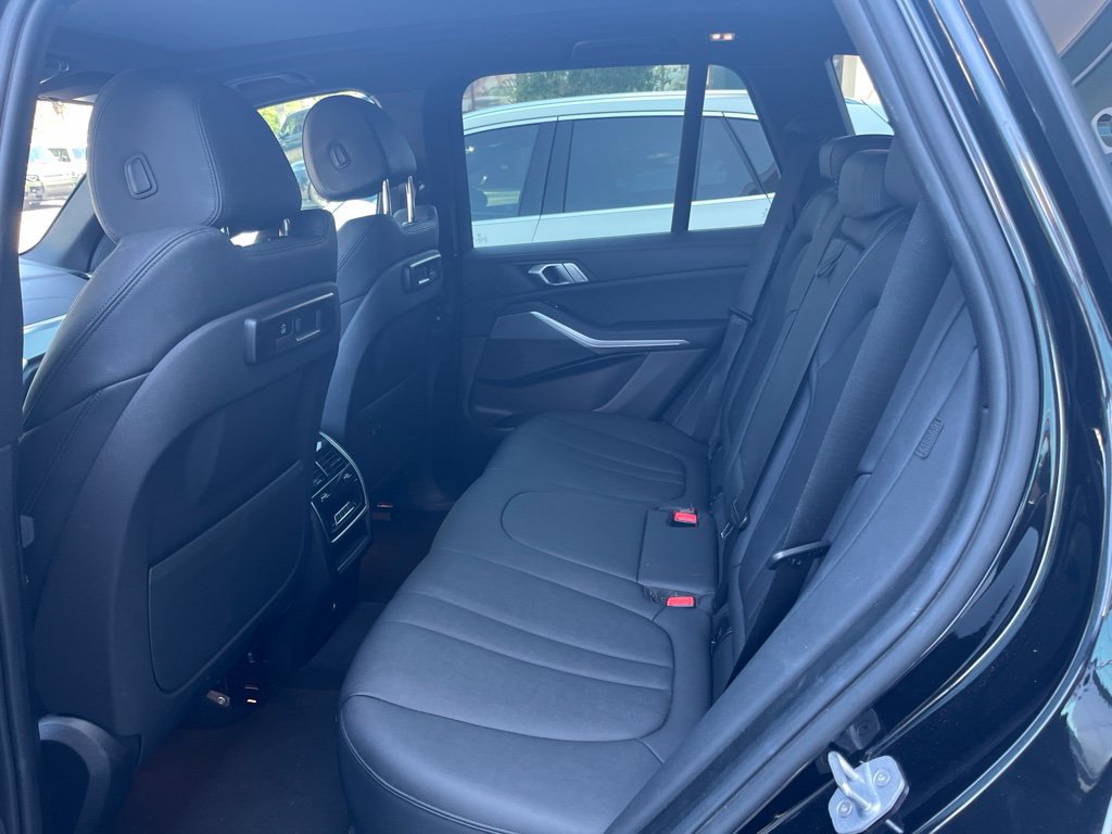 Used 2019 BMW X5 xDrive40i w/ Convenience Package AWD/4WD image 10