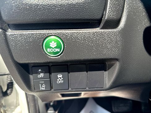 Used 2018 Honda Fit EX image 21