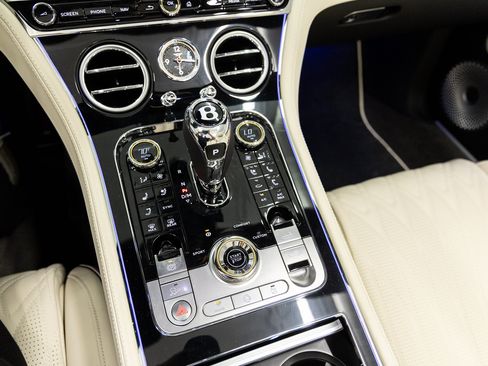 New 2026 Bentley Continental GTC AWD/4WD image 47