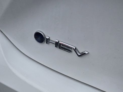 Certified 2025 Toyota Camry LE FWD image 17