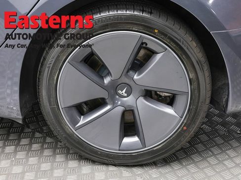 Used 2023 Tesla Model 3 Standard Range RWD image 8