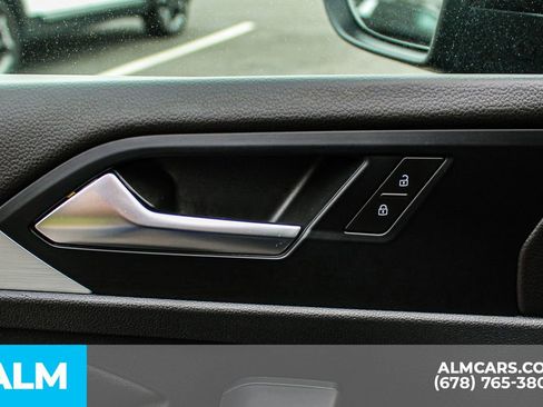 Used 2025 Volkswagen Jetta Sport FWD image 36