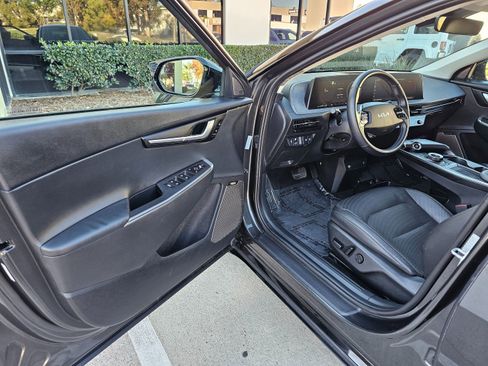 Used 2023 Kia EV6 Wind image 15