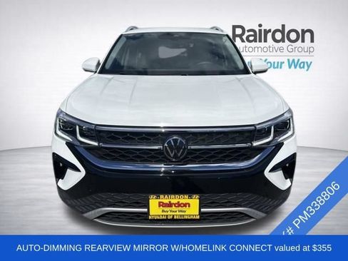 Used 2023 Volkswagen Taos SEL AWD/4WD image 2