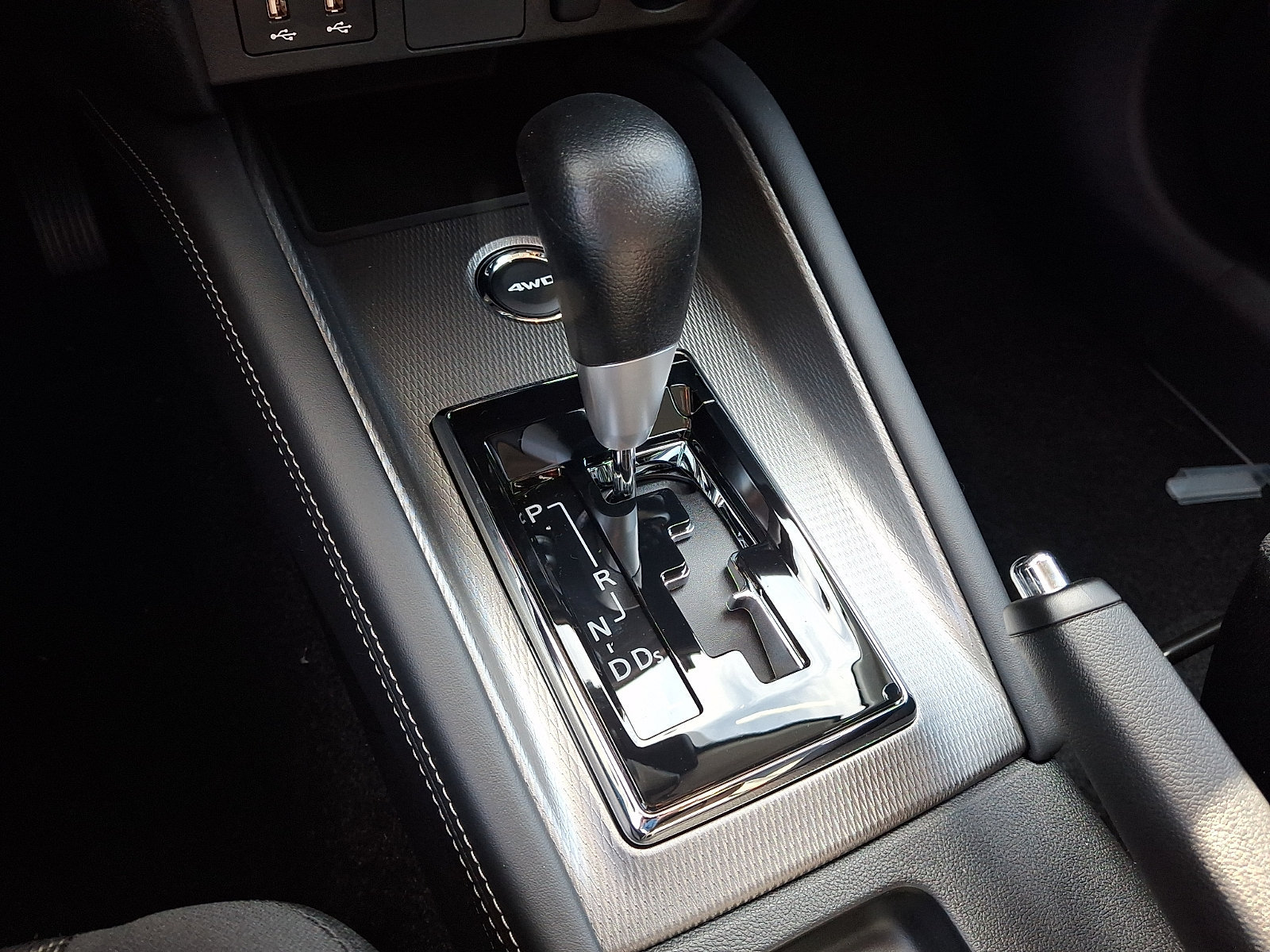 New 2027 Mitsubishi Outlander Sport ES AWD/4WD image 13