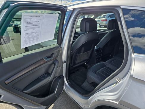 Used 2023 Audi Q5 2.0T Premium w/ Convenience Package image 15