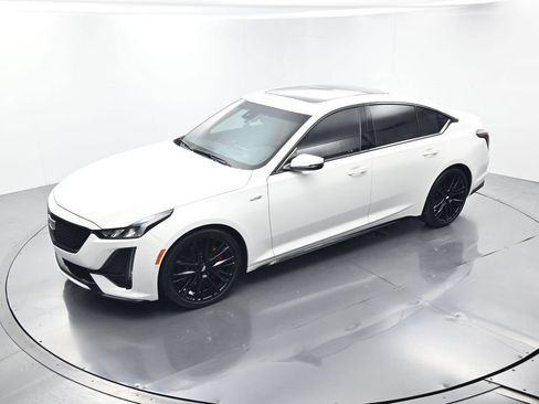 Used 2022 Cadillac CT5 V w/ Platinum Package RWD image 33