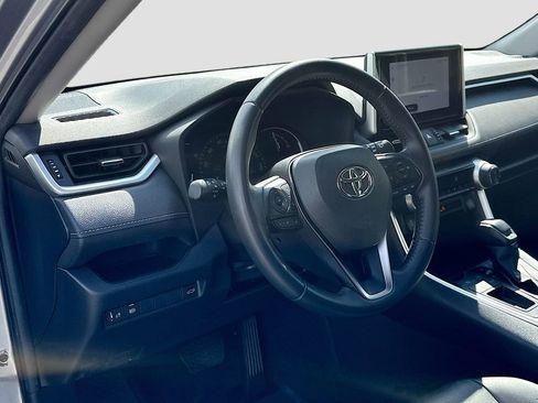 Used 2023 Toyota RAV4 XLE Premium FWD image 23
