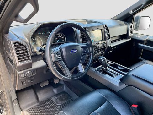 Used 2018 Ford F150 XLT w/ Equipment Group 302A Luxury AWD/4WD image 9