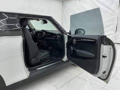 Used 2019 MINI Cooper S FWD image 17
