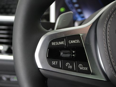 New 2026 BMW X5 M60i w/ Climate Comfort Package AWD/4WD image 16