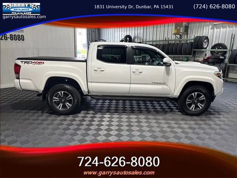 Used 2017 Toyota Tacoma TRD Pro image 4