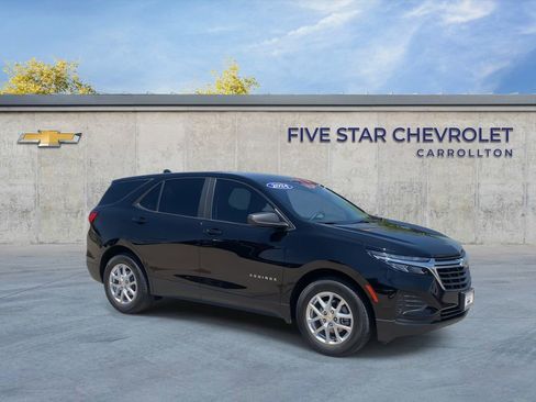 Used 2024 Chevrolet Equinox LS w/ LS Convenience Package FWD image 2