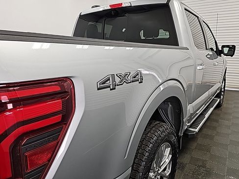 Used 2024 Ford F150 Lariat image 9