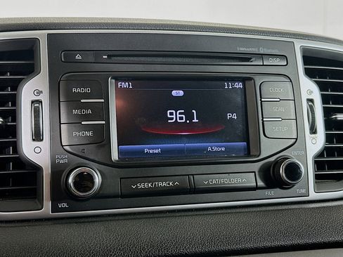 Used 2017 Kia Sportage LX image 21