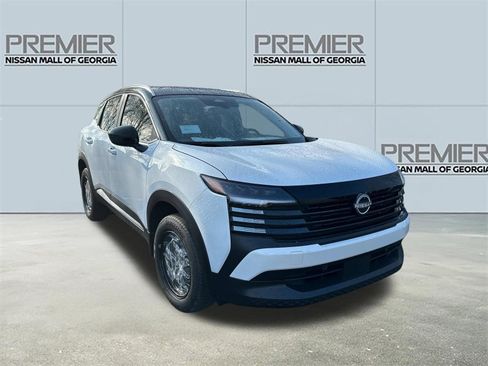 New 2026 Nissan Kicks SV FWD image 3