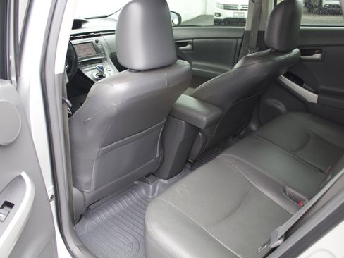 Used 2011 Toyota Prius Four w/ Solar Roof Pkg FWD image 24