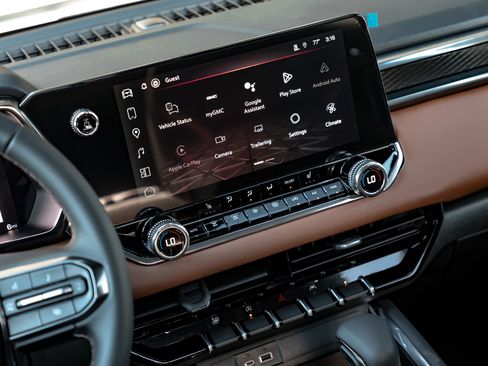 New 2026 GMC Canyon AT4 image 29