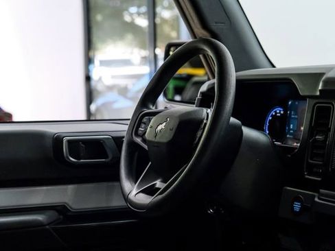 Used 2023 Ford Bronco 2-Door image 43