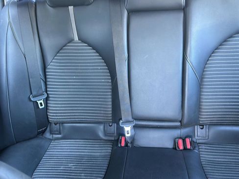 Used 2018 Toyota Camry SE FWD image 16