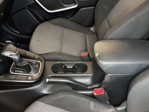 Used 2021 Kia Soul LX FWD image 26