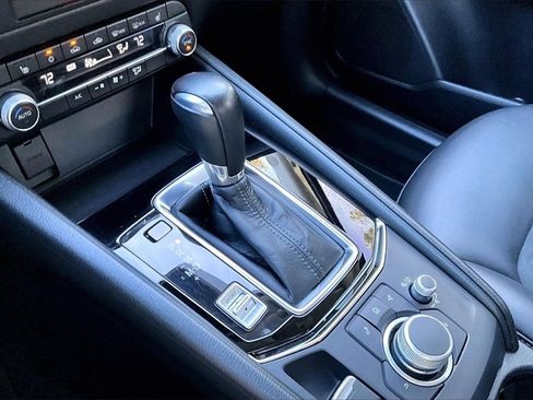 Used 2021 MAZDA CX-5 Touring image 29