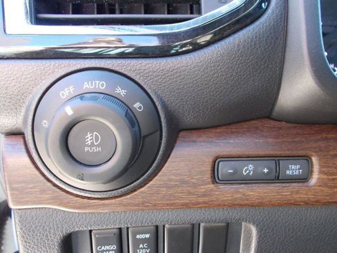 Used 2023 Nissan Titan Platinum Reserve w/ Moonroof Package image 20