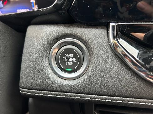 Used 2023 Chevrolet Colorado LT w/ LT Convenience Package RWD image 28