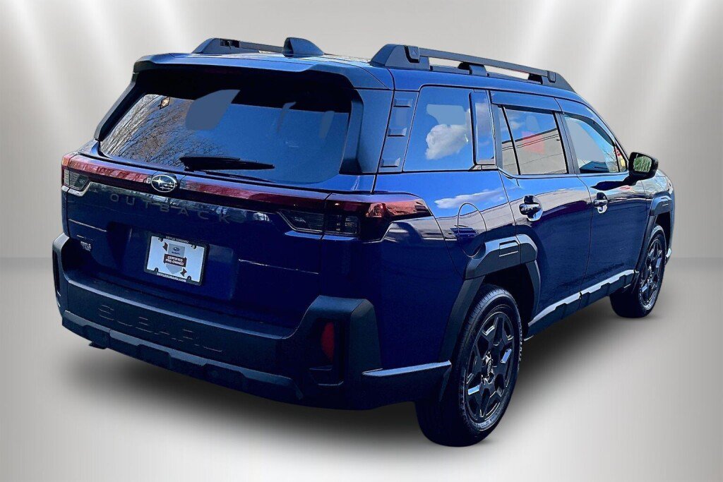Used 2026 Subaru Outback Premium AWD/4WD image 5