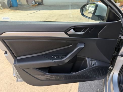 Used 2021 Volkswagen Jetta S FWD image 19