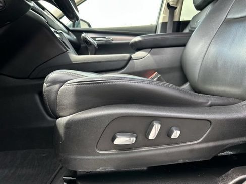 Used 2019 Cadillac XT5 Premium Luxury AWD/4WD image 25