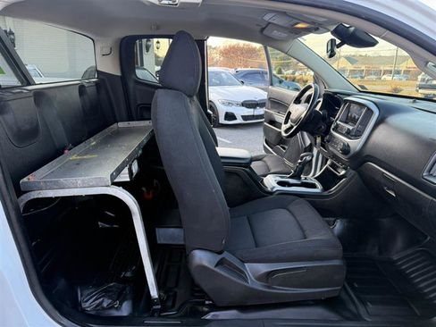 Used 2022 Chevrolet Colorado LT w/ Fleet Safety Package image 14