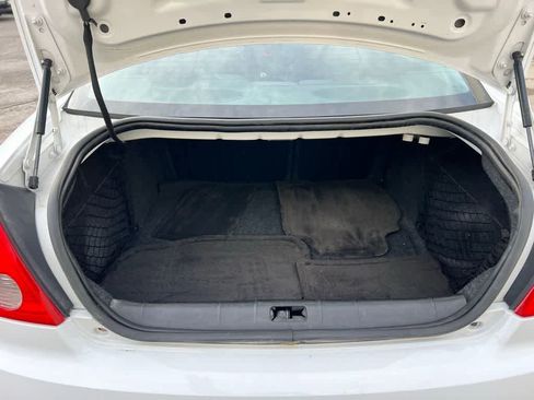 Used 2009 Pontiac G6 Sedan w/ Preferred Package image 23