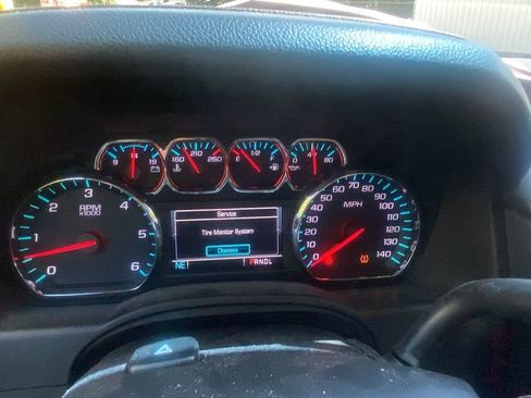 Used 2017 Chevrolet Tahoe LT RWD image 25