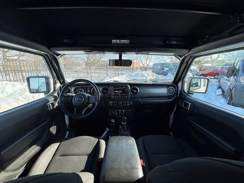 Used 2021 Jeep Wrangler Unlimited Sport image 13