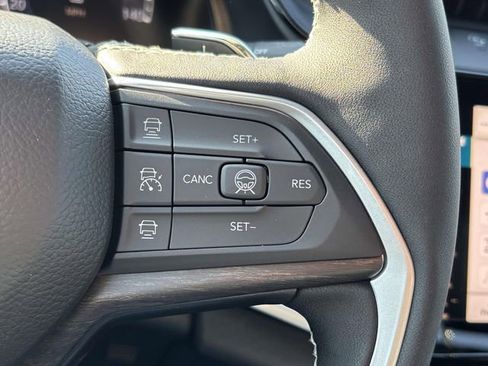 New 2026 Jeep Grand Cherokee Altitude AWD/4WD image 20