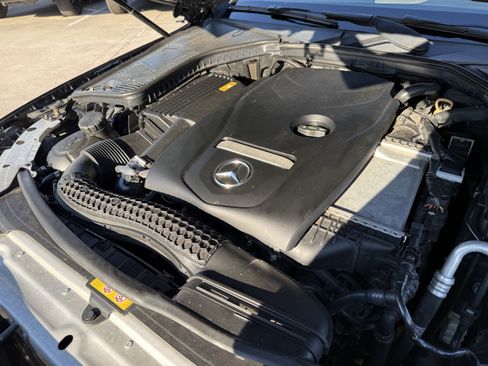 Used 2018 Mercedes-Benz C 300 Coupe image 31