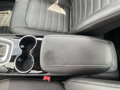 Used 2014 Ford Fusion SE w/ Equipment Group 202A FWD image 27