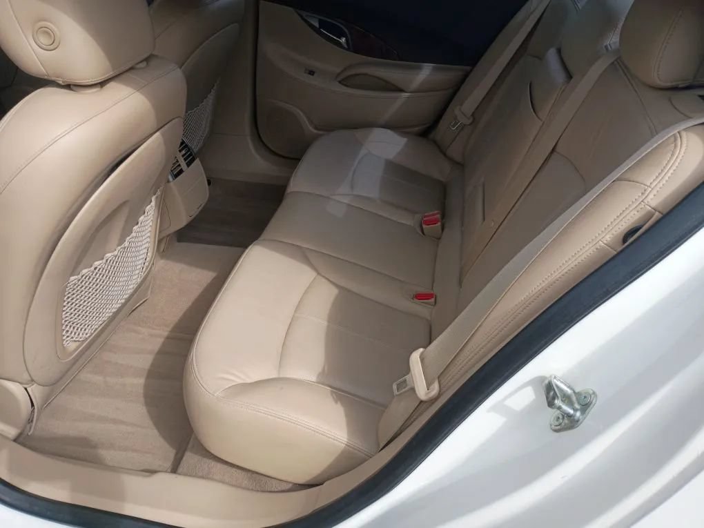 Used 2013 Buick LaCrosse Premium w/ Driver Confidence Package FWD image 16