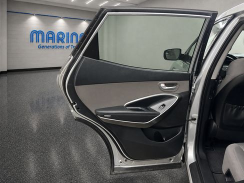 Used 2017 Hyundai Santa Fe Sport AWD/4WD image 21
