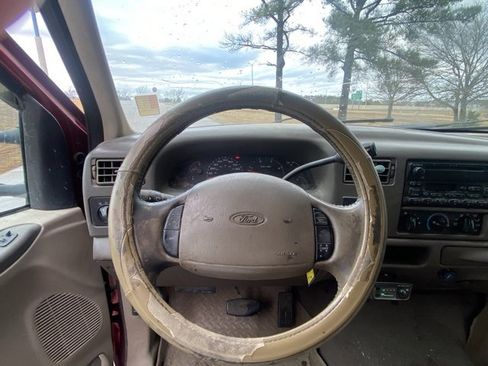 Used 2002 Ford F350 Lariat image 21