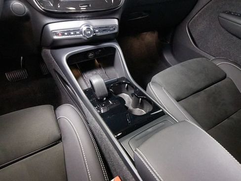 Certified 2023 Volvo C40 P8 Recharge Plus AWD/4WD image 9