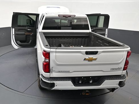 Used 2023 Chevrolet Silverado 2500 High Country w/ Z71 Off-Road Package AWD/4WD image 32