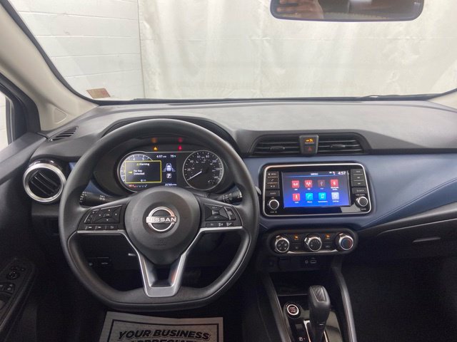 Used 2025 Nissan Versa SV FWD image 13