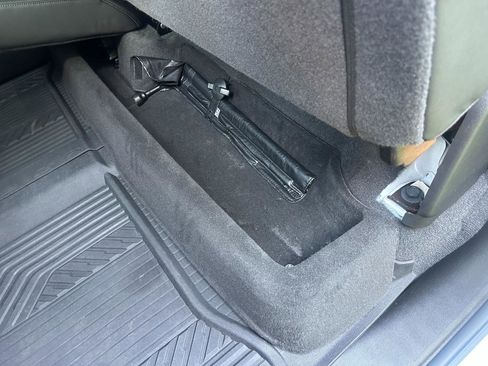 Used 2021 Chevrolet Silverado 1500 LT Trail Boss w/ Convenience Package II image 20