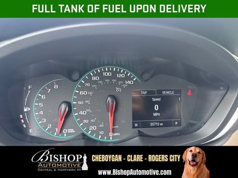 Used 2021 Chevrolet Trax LT w/ Premium Seat Package FWD image 2