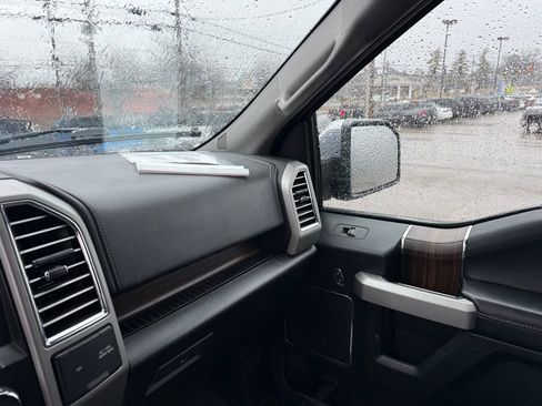 Used 2016 Ford F150 Lariat image 23