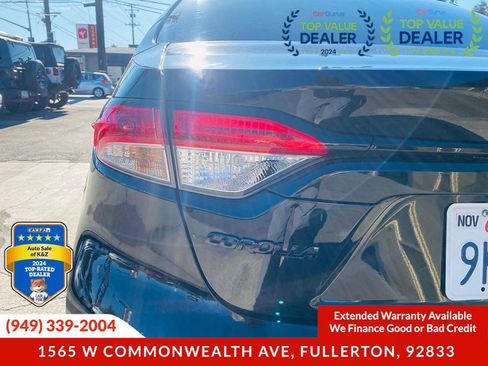 Used 2021 Toyota Corolla LE w/ Carpet Mat Package (TMS) FWD image 17
