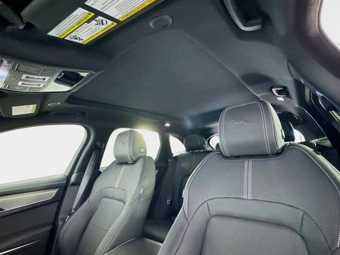New 2026 Jaguar F-PACE R-Dynamic S image 14